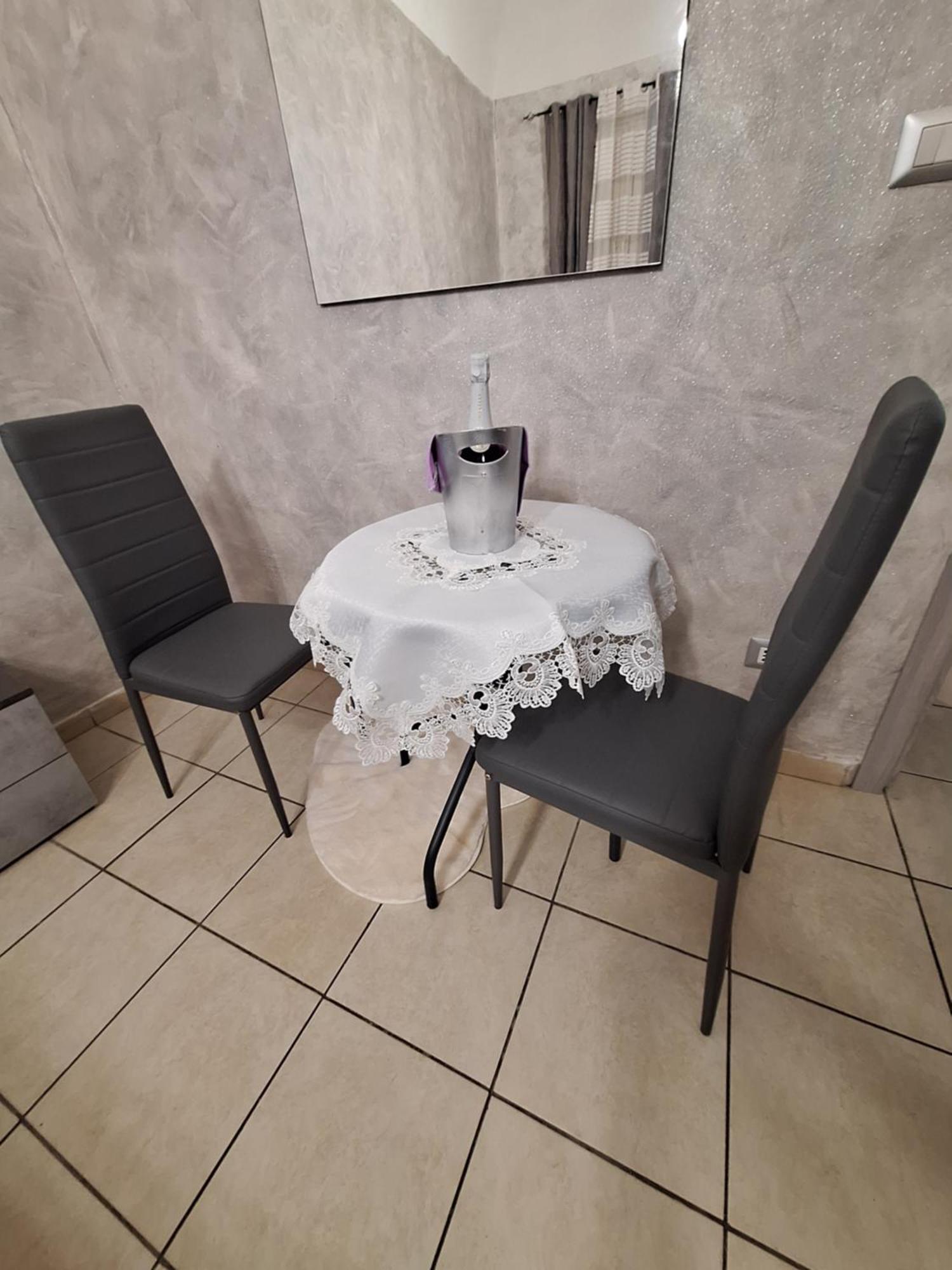 Homesweet Катания Екстериор снимка